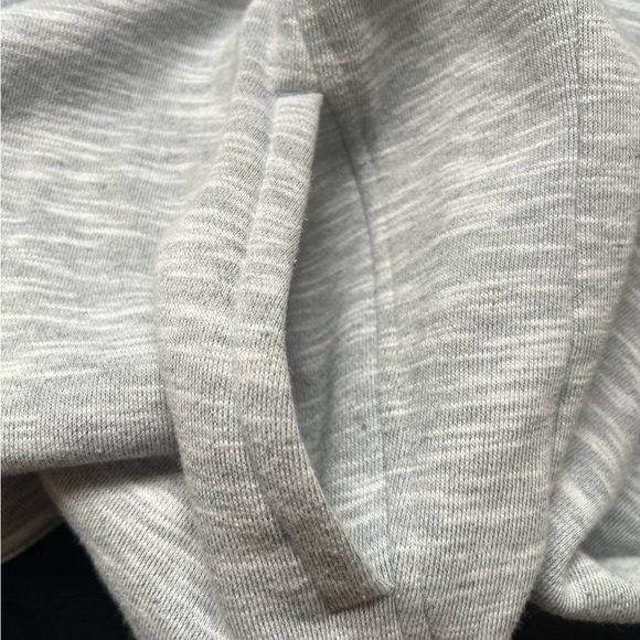 Under Armour Men’s Gray Zip Up Hoodie - Picture 8 of 9